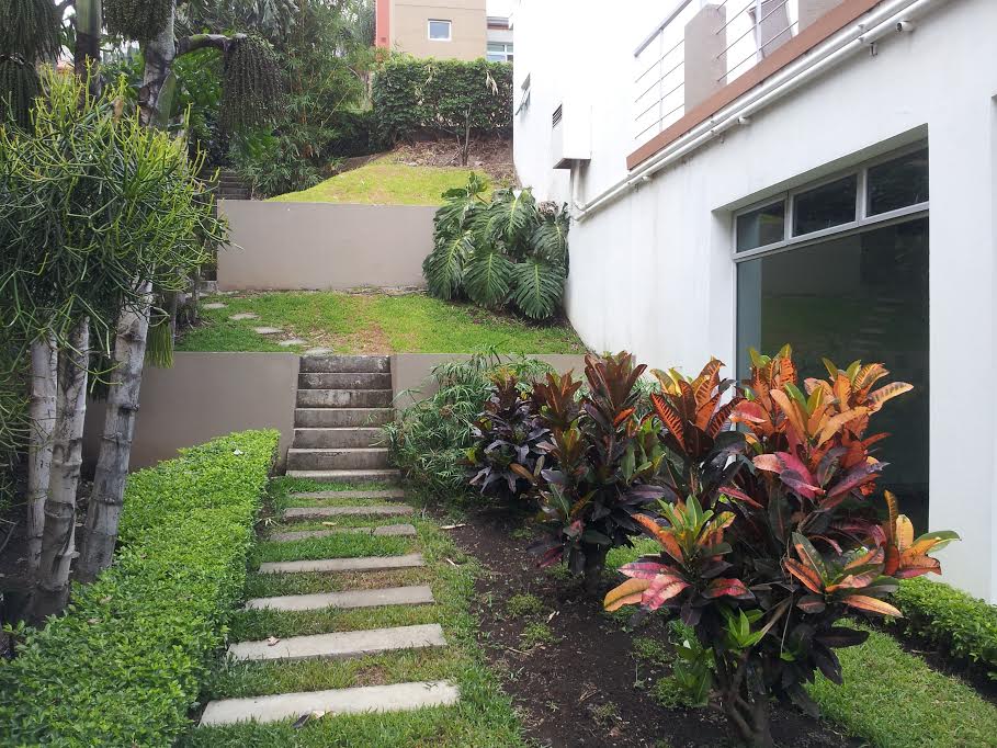 3 bed Apartment For Sale in Guachipelin De Escazu, San Jose - thumb 10