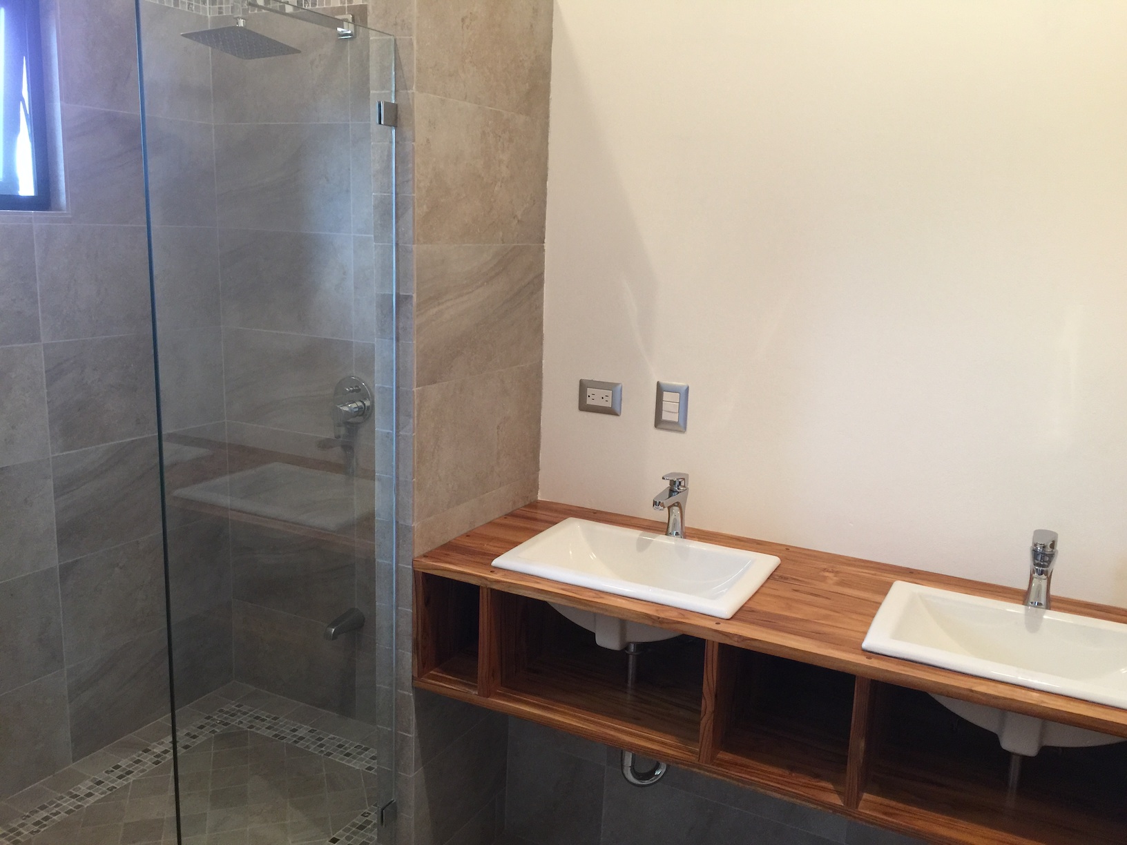 4 bed Single Family Homes For Rent in Santa Ana, San Jose - thumb 13