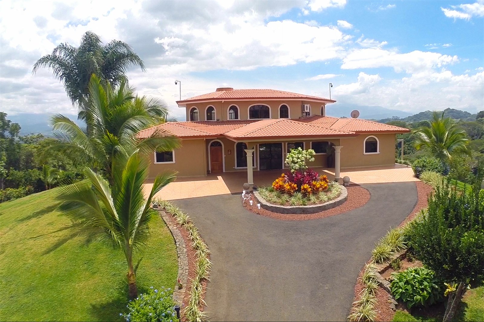 5 bed Single Family Homes For Sale in Atenas, Alajuela - thumb 3