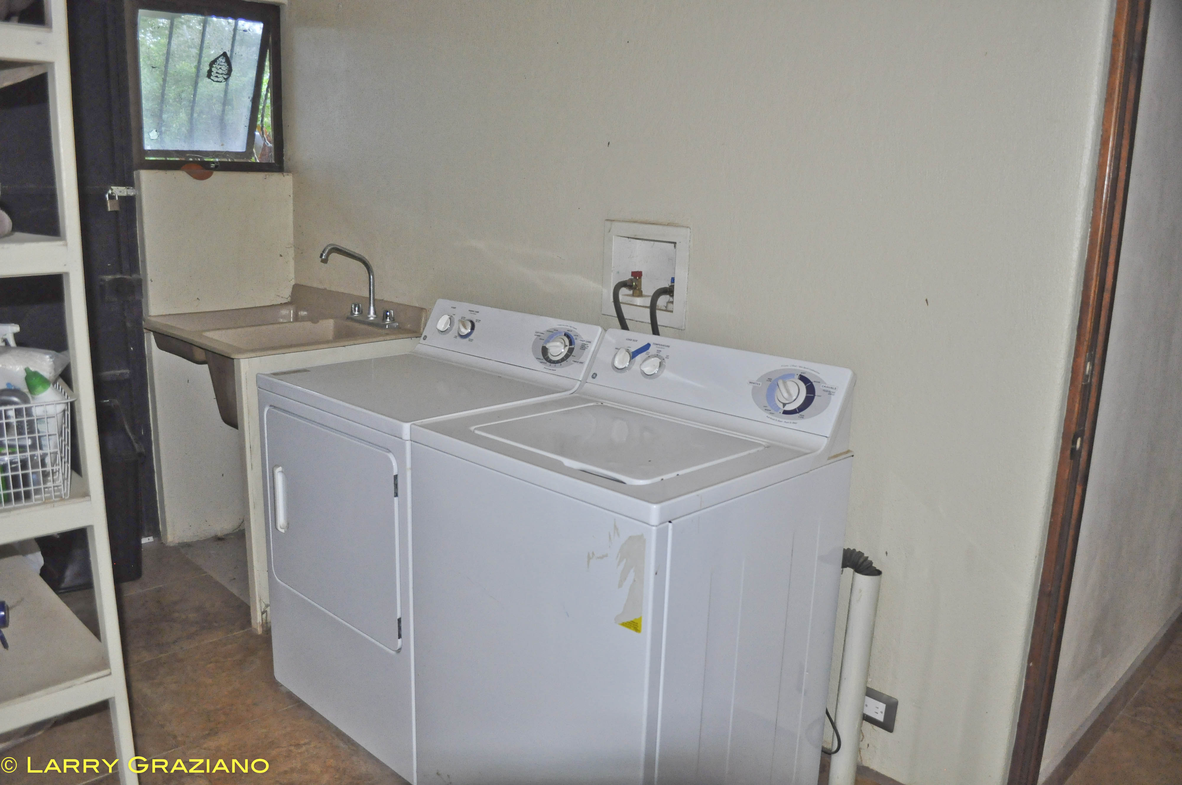 4 bed Single Family Homes For Sale in Junquillal, Guanacaste - thumb 18
