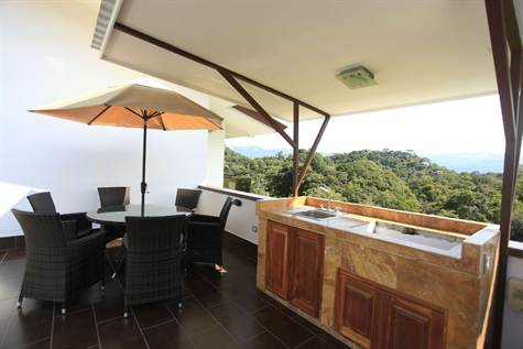 4 bed Single Family Homes For Sale in Manuel Antonio, Puntarenas - thumb 17
