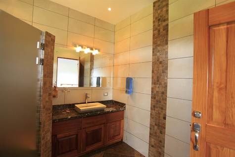 4 bed Single Family Homes For Sale in Manuel Antonio, Puntarenas - thumb 25