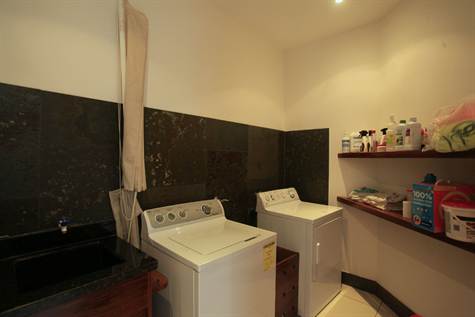4 bed Single Family Homes For Sale in Manuel Antonio, Puntarenas - thumb 28