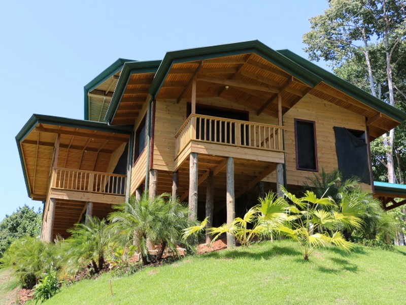 3 bed Single Family Homes For Sale in Dominical, Puntarenas - 1