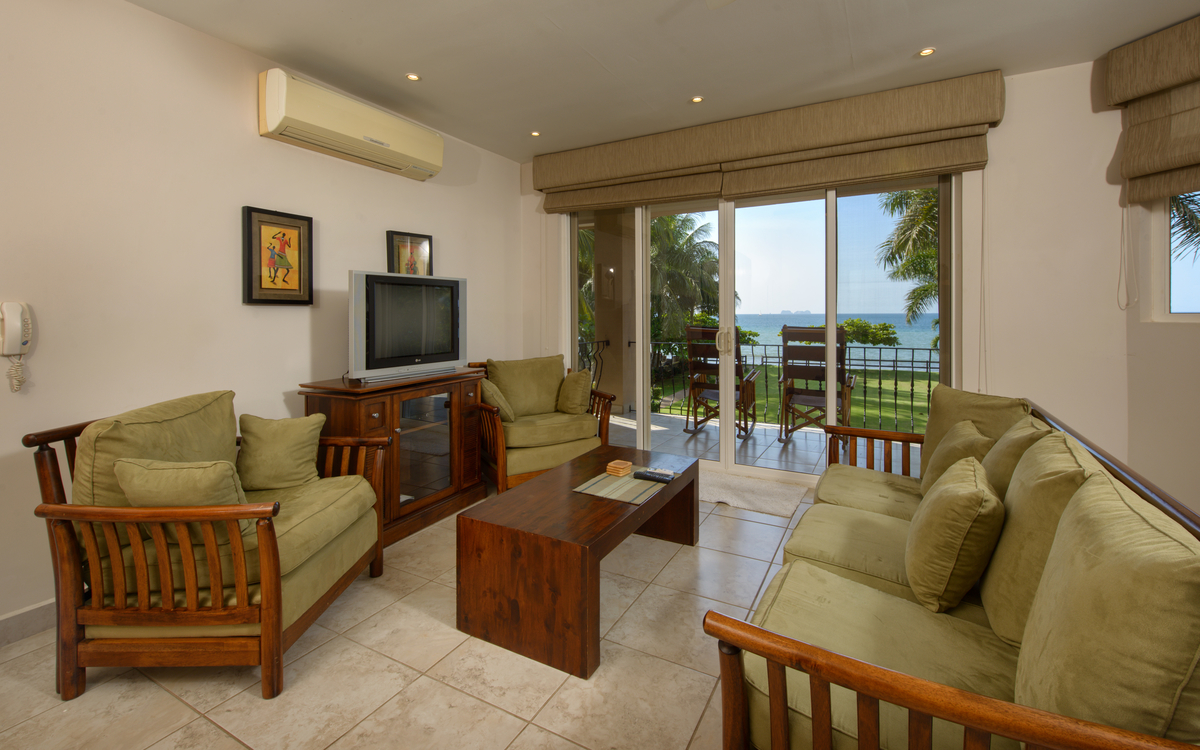 2 bed Condo For Sale in Playa Potrero, Guanacaste - thumb 16
