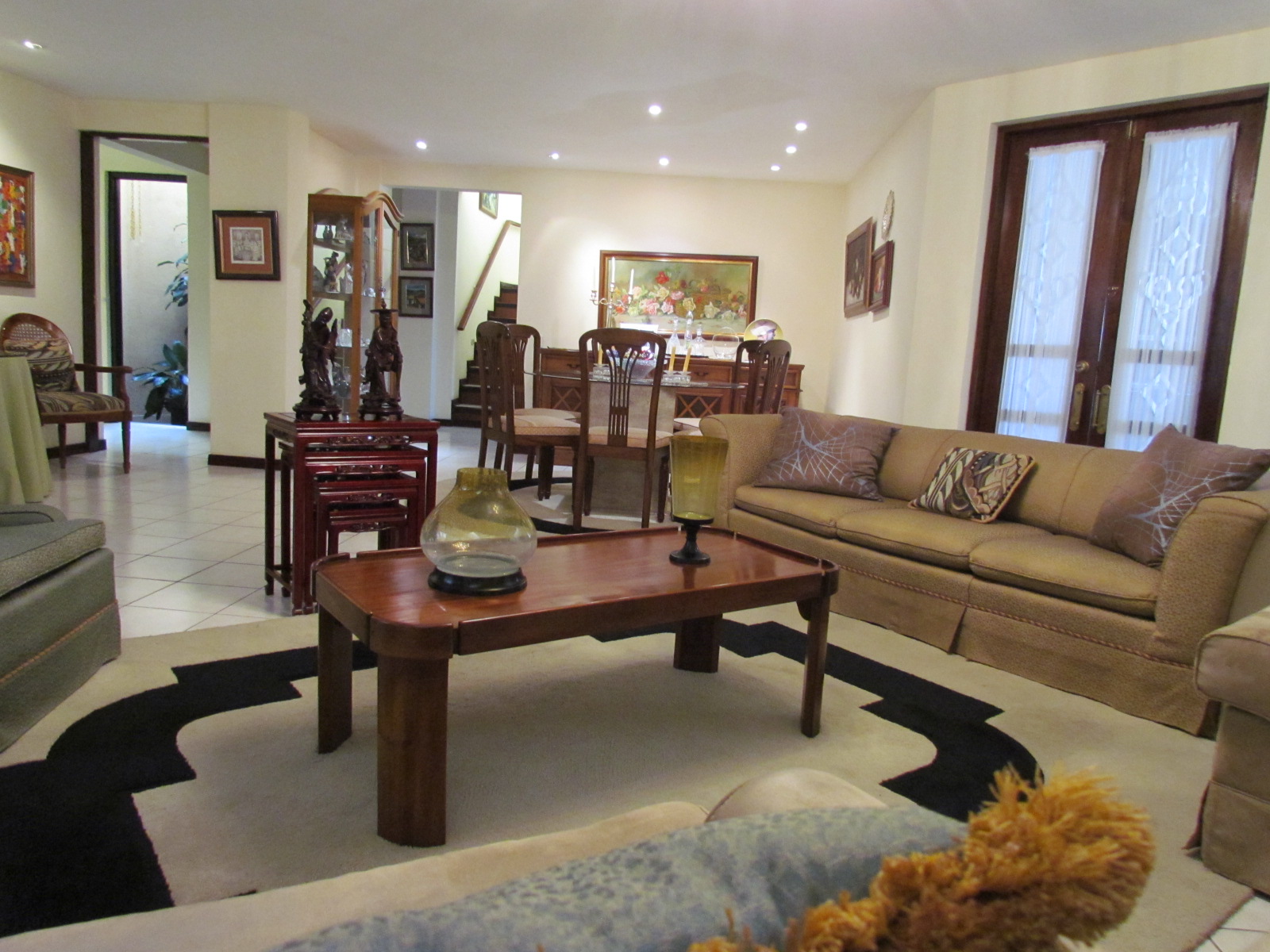 3 bed Single Family Homes For Sale in Escazu, San Jose - thumb 1