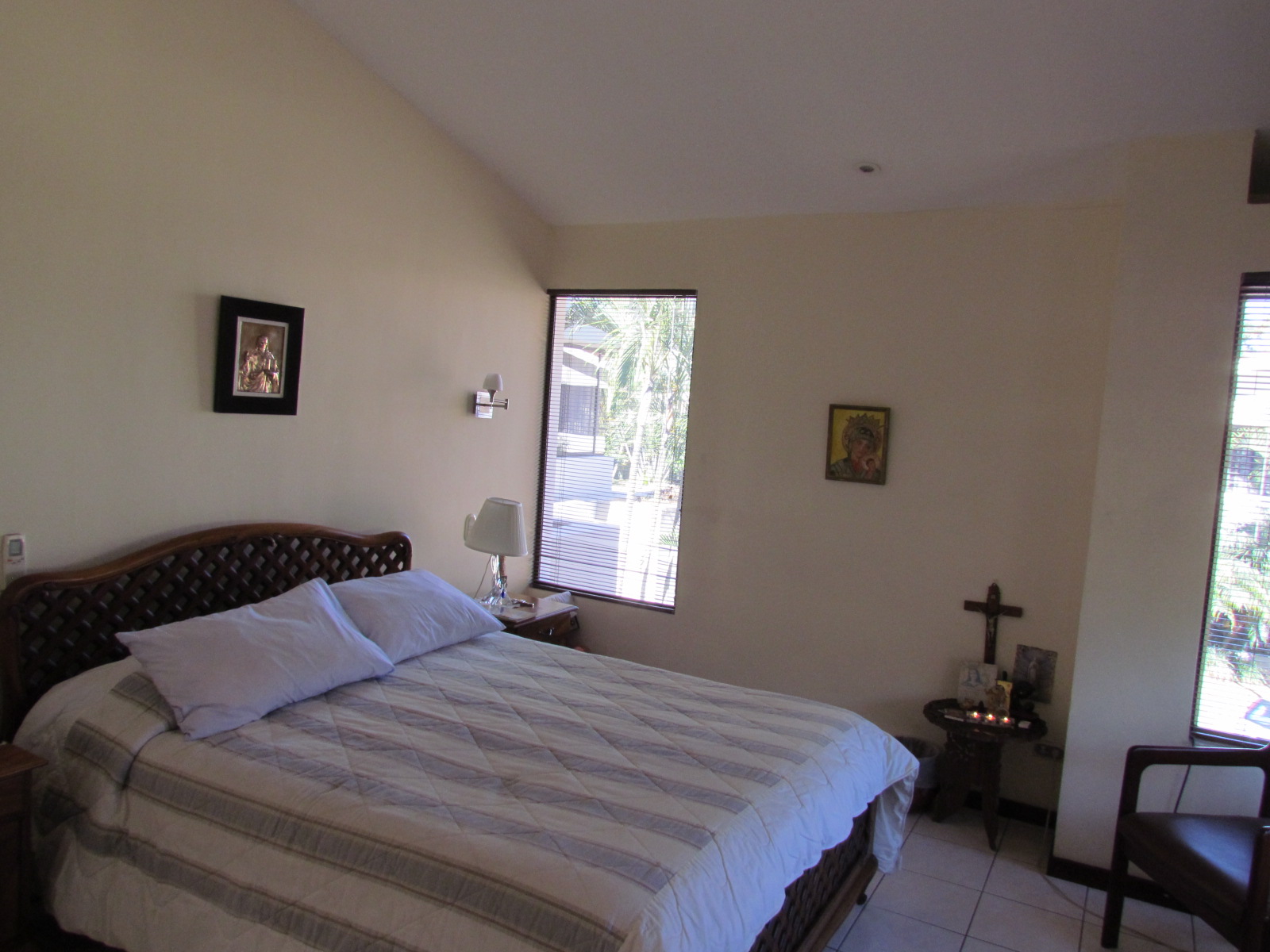 3 bed Single Family Homes For Sale in Escazu, San Jose - thumb 8