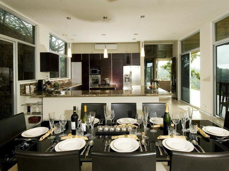 4 bed Single Family Homes For Sale in Manuel Antonio, Puntarenas - thumb 13