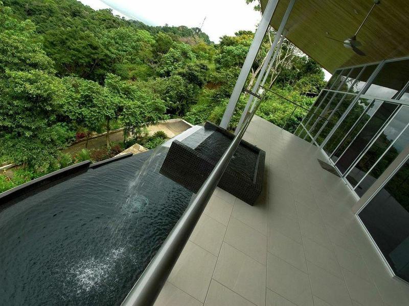 4 bed Single Family Homes For Sale in Manuel Antonio, Puntarenas - thumb 6