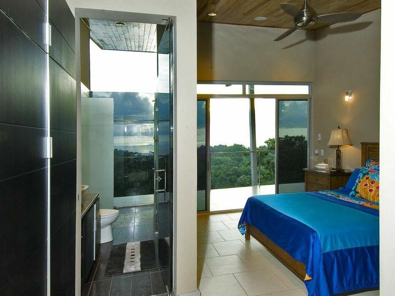 4 bed Single Family Homes For Sale in Manuel Antonio, Puntarenas - thumb 16