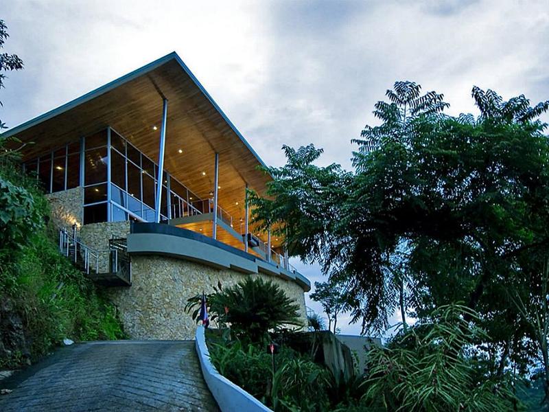 4 bed Single Family Homes For Sale in Manuel Antonio, Puntarenas - thumb 2
