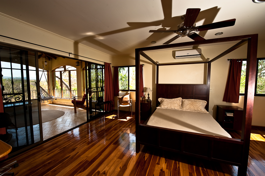 4 bed Single Family Homes For Sale in Junquillal, Guanacaste - thumb 4