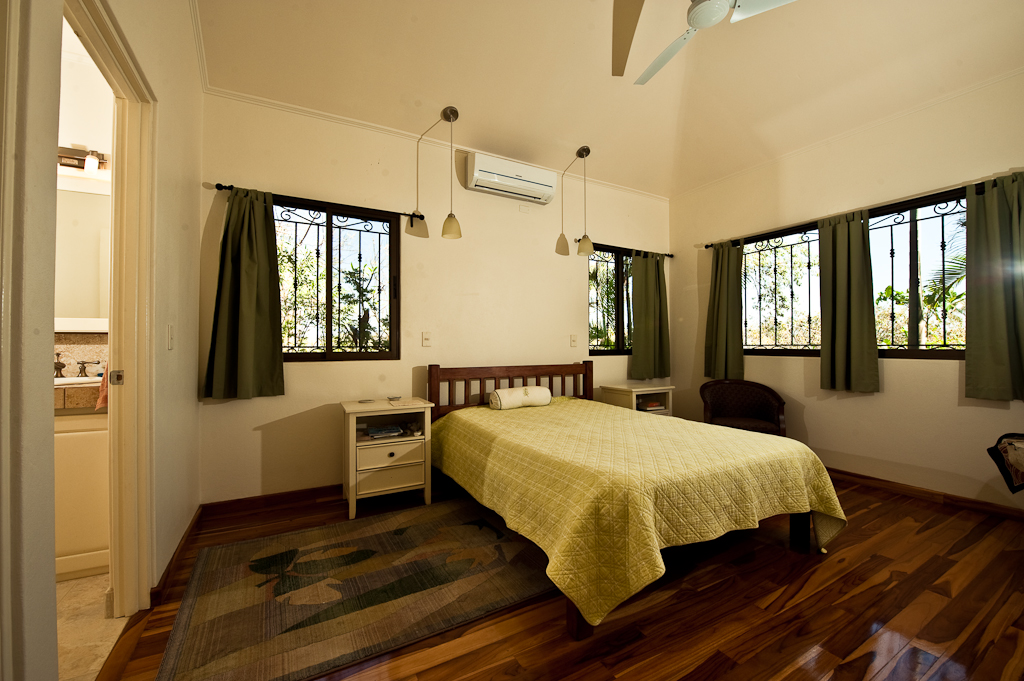 4 bed Single Family Homes For Sale in Junquillal, Guanacaste - thumb 9