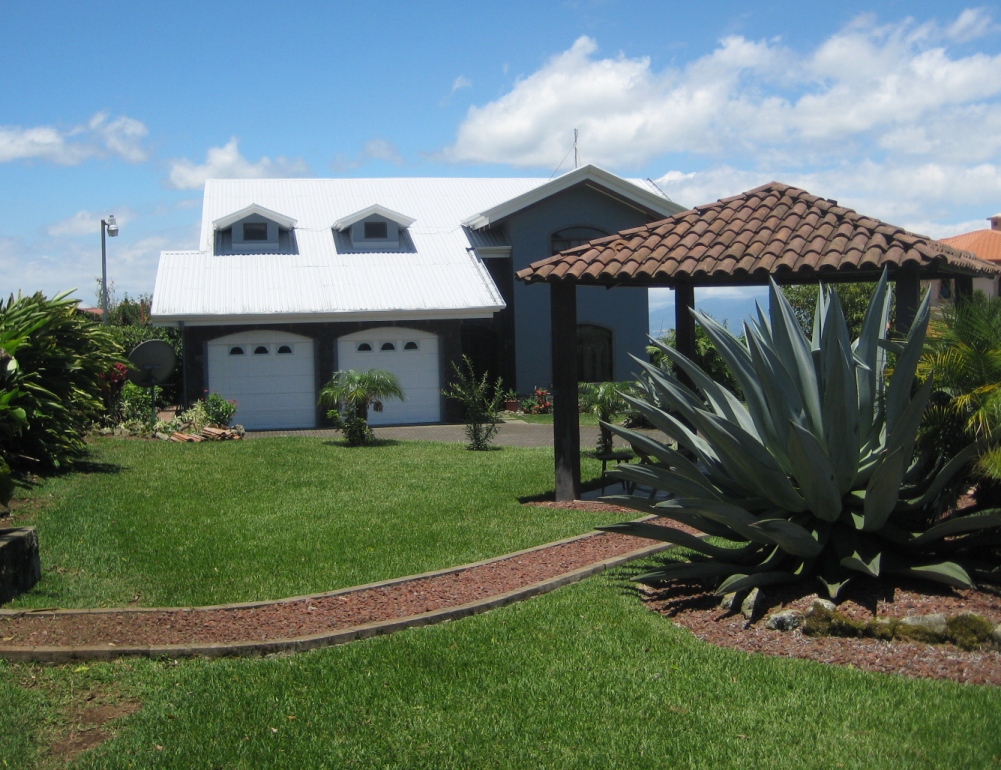 3 bed Single Family Homes For Sale in Grecia, Alajuela - thumb 2