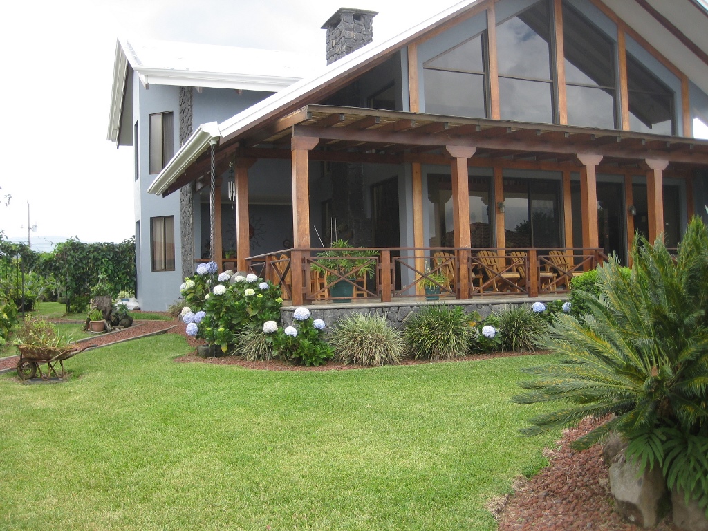 3 bed Single Family Homes For Sale in Grecia, Alajuela - thumb 1