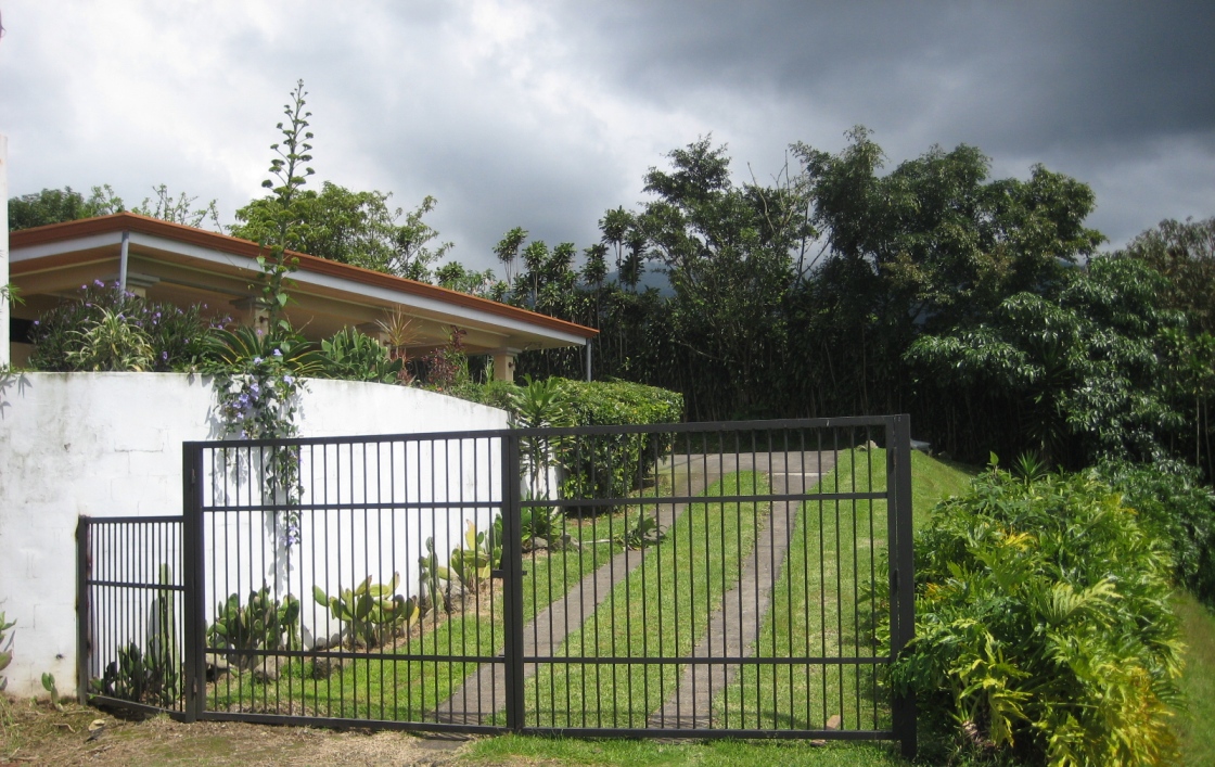 2 bed Single Family Homes For Sale in Grecia, Alajuela - thumb 9