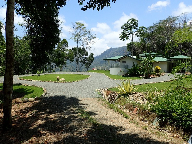 3 bed Single Family Homes For Sale in Dominical, Puntarenas - 1