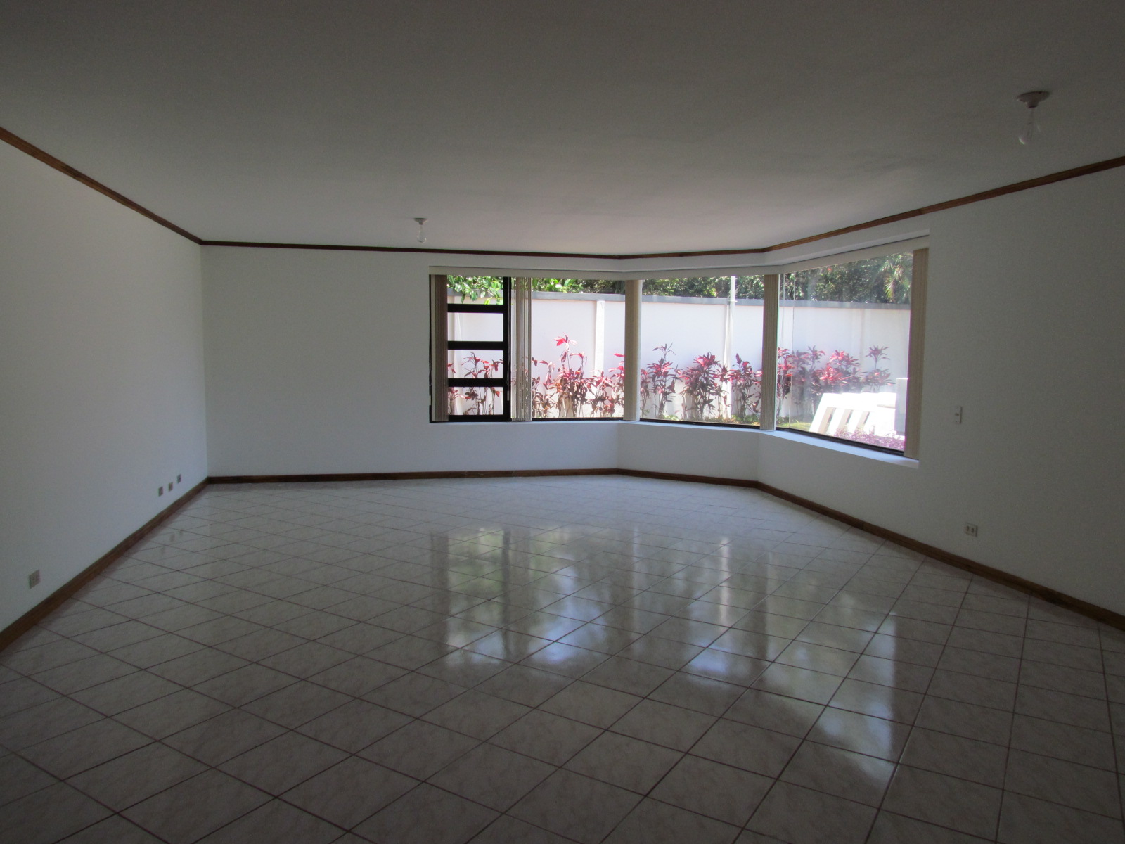 3 bed Apartment For Sale in Escazu, San Jose - thumb 3
