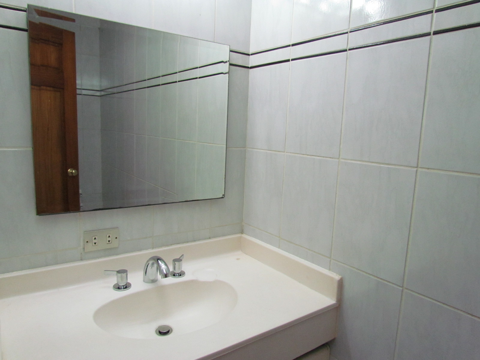 3 bed Apartment For Sale in Escazu, San Jose - thumb 8