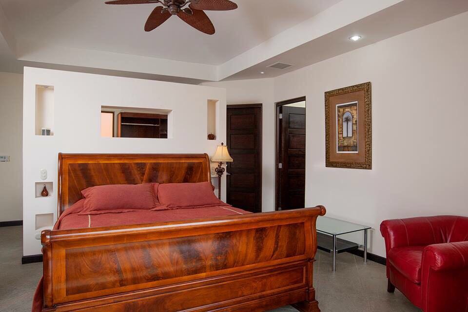 6 bed Single Family Homes For Sale in Playa Hermosa, Puntarenas - thumb 21