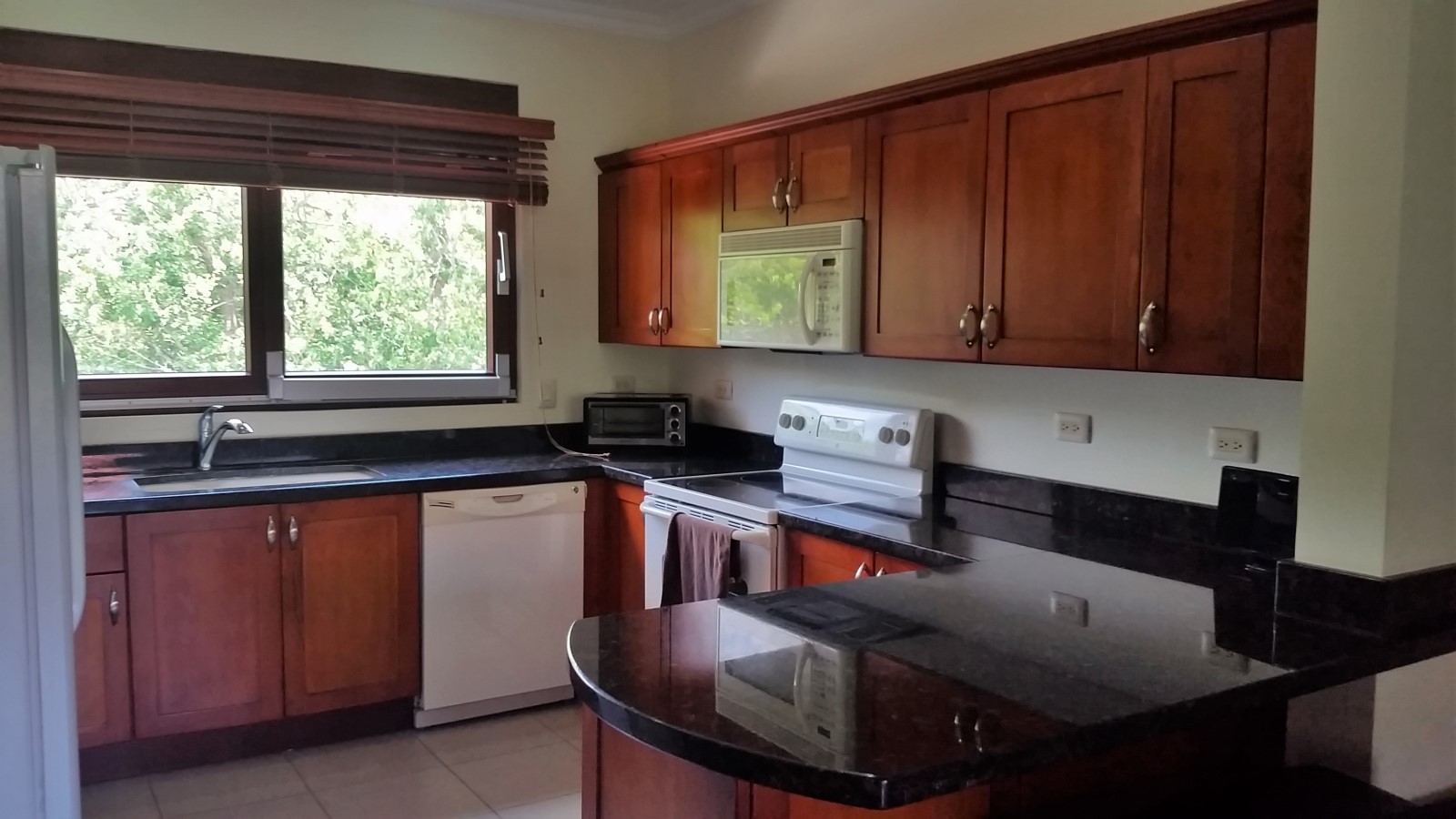 2 bed Condo For Sale in Jaco, Puntarenas - thumb 6