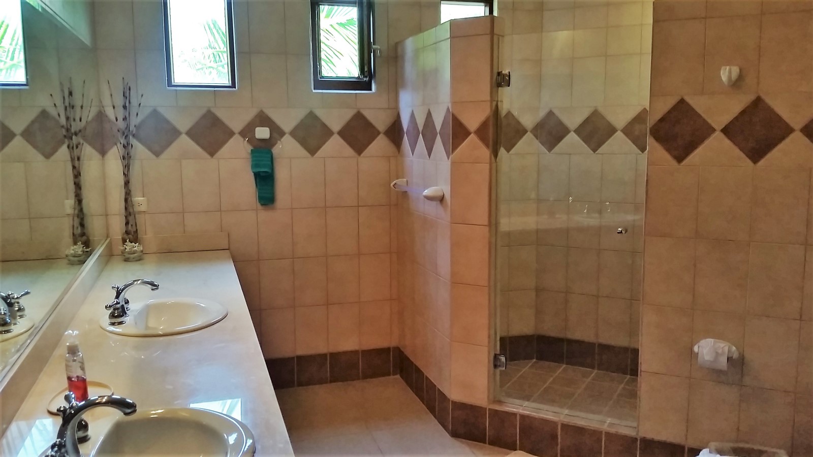 2 bed Condo For Sale in Jaco, Puntarenas - thumb 9