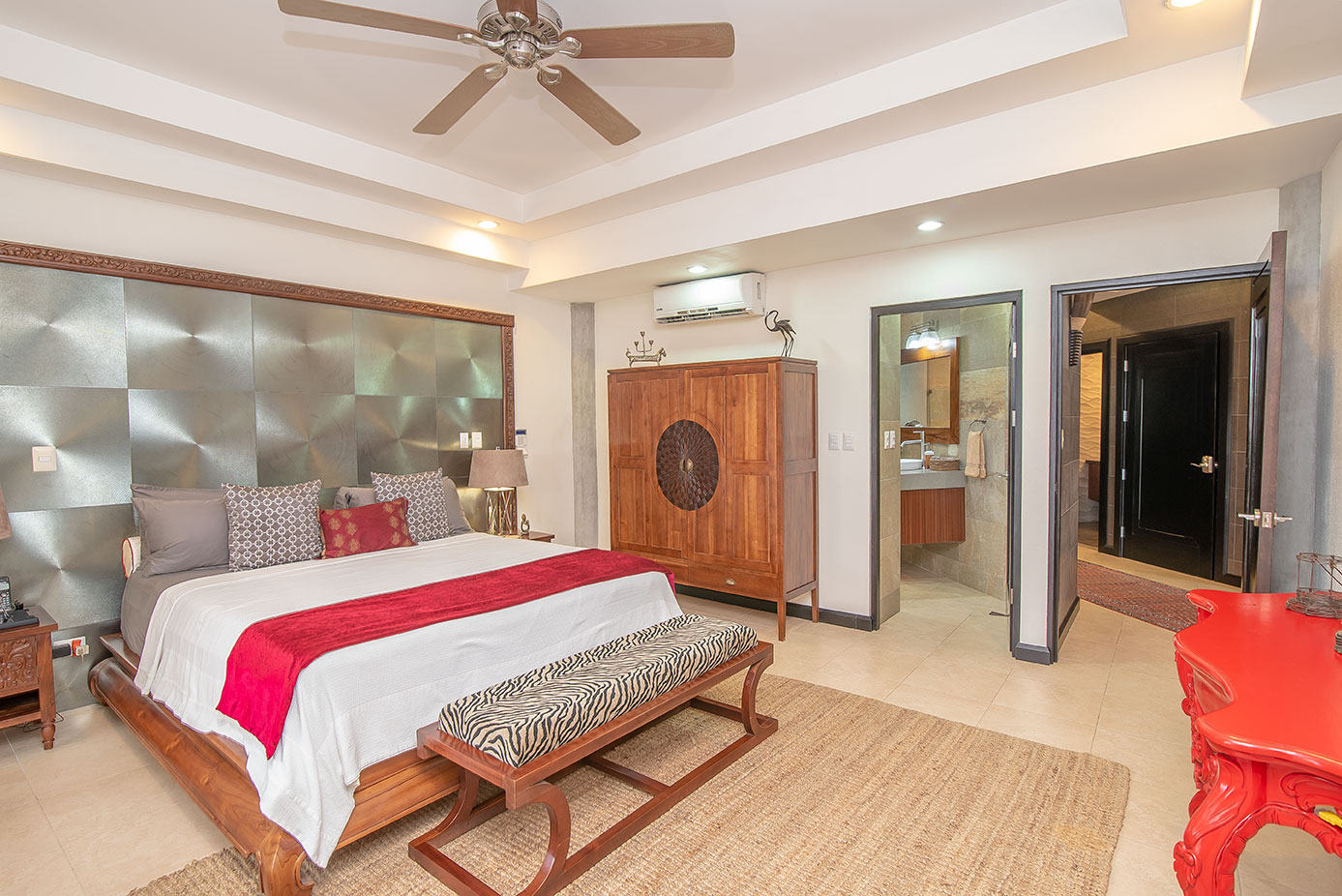 8 bed Single Family Homes For Sale in Manuel Antonio, Puntarenas - thumb 17