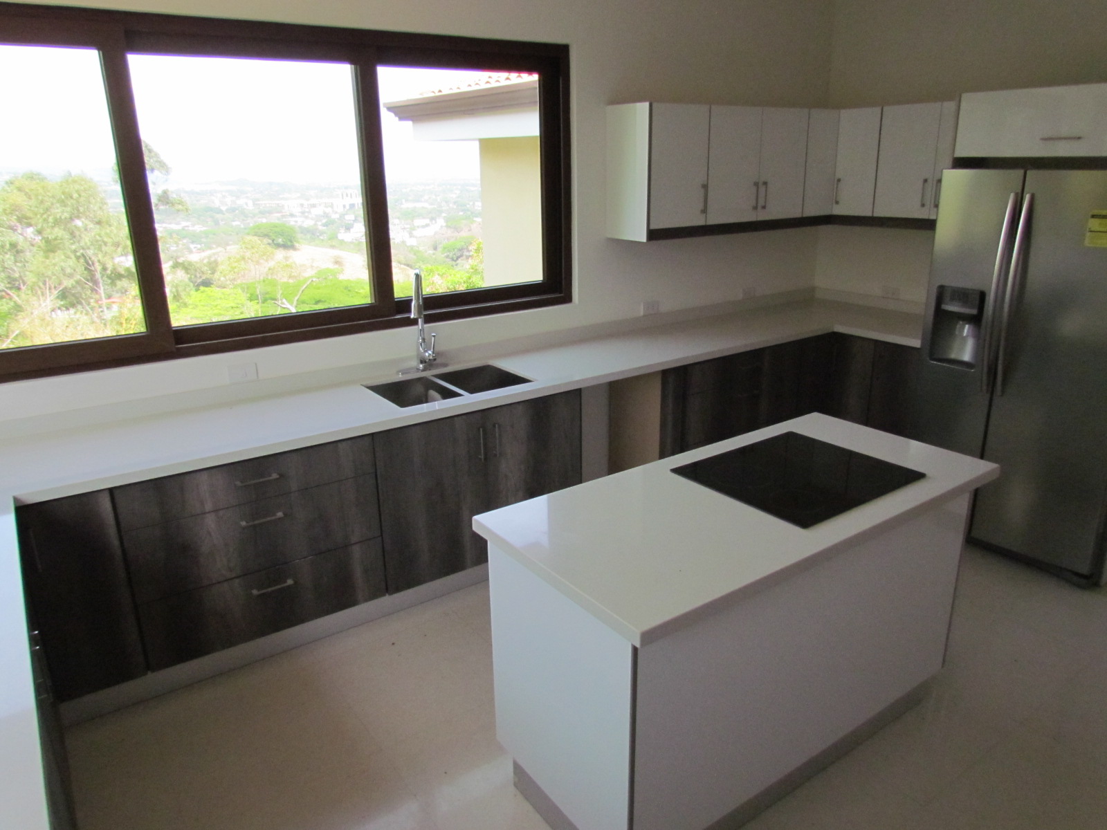 3 bed Single Family Homes For Sale in Santa Ana, San Jose - thumb 1
