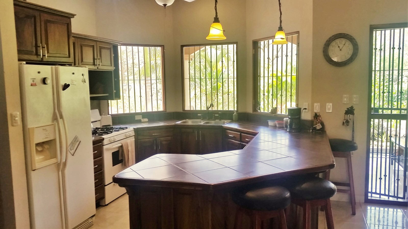3 bed Single Family Homes For Sale in Jaco, Puntarenas - thumb 5