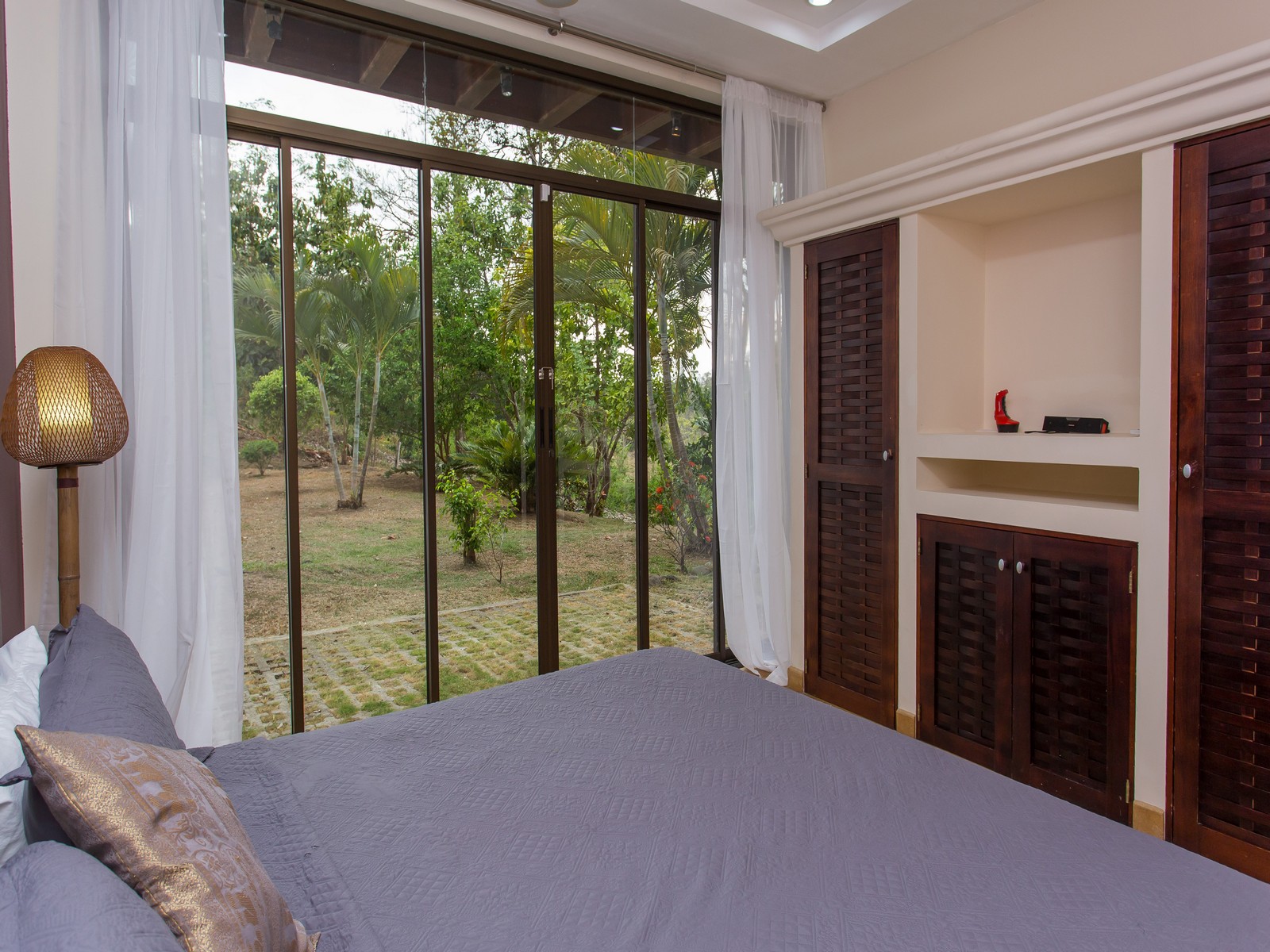 5 bed Single Family Homes For Sale in Manuel Antonio, Puntarenas - thumb 12