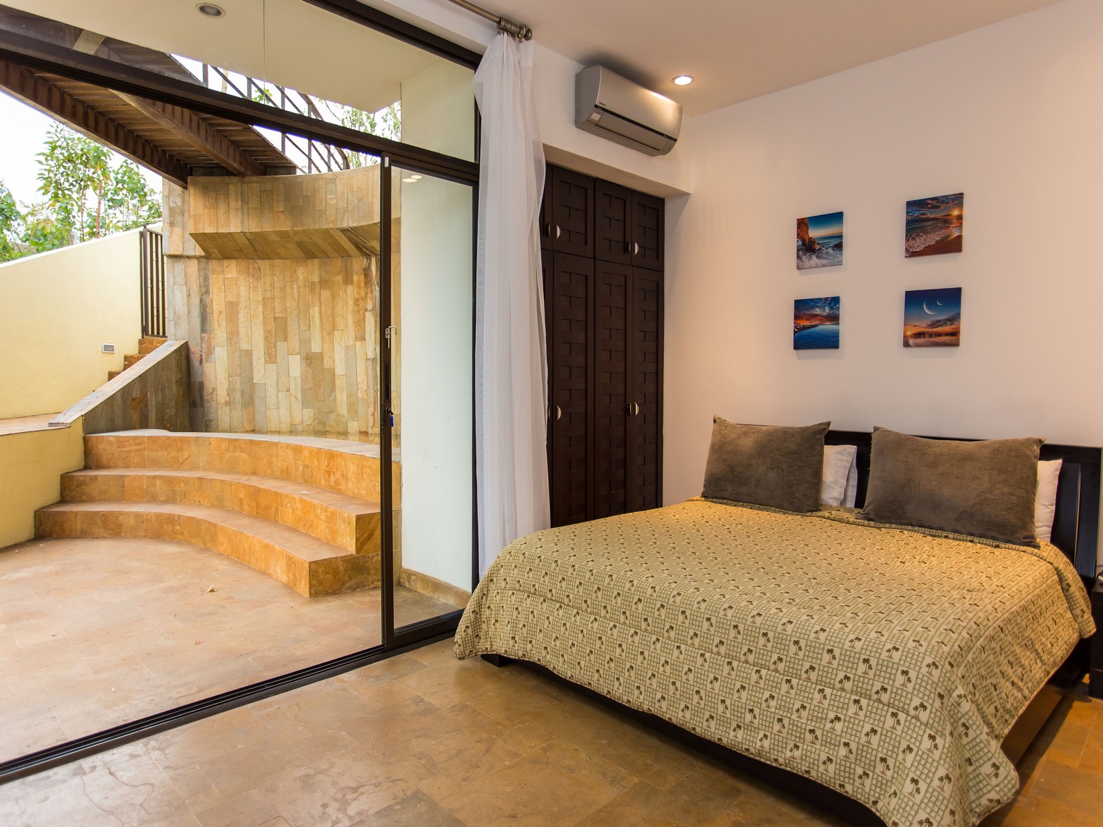 5 bed Single Family Homes For Sale in Manuel Antonio, Puntarenas - thumb 16