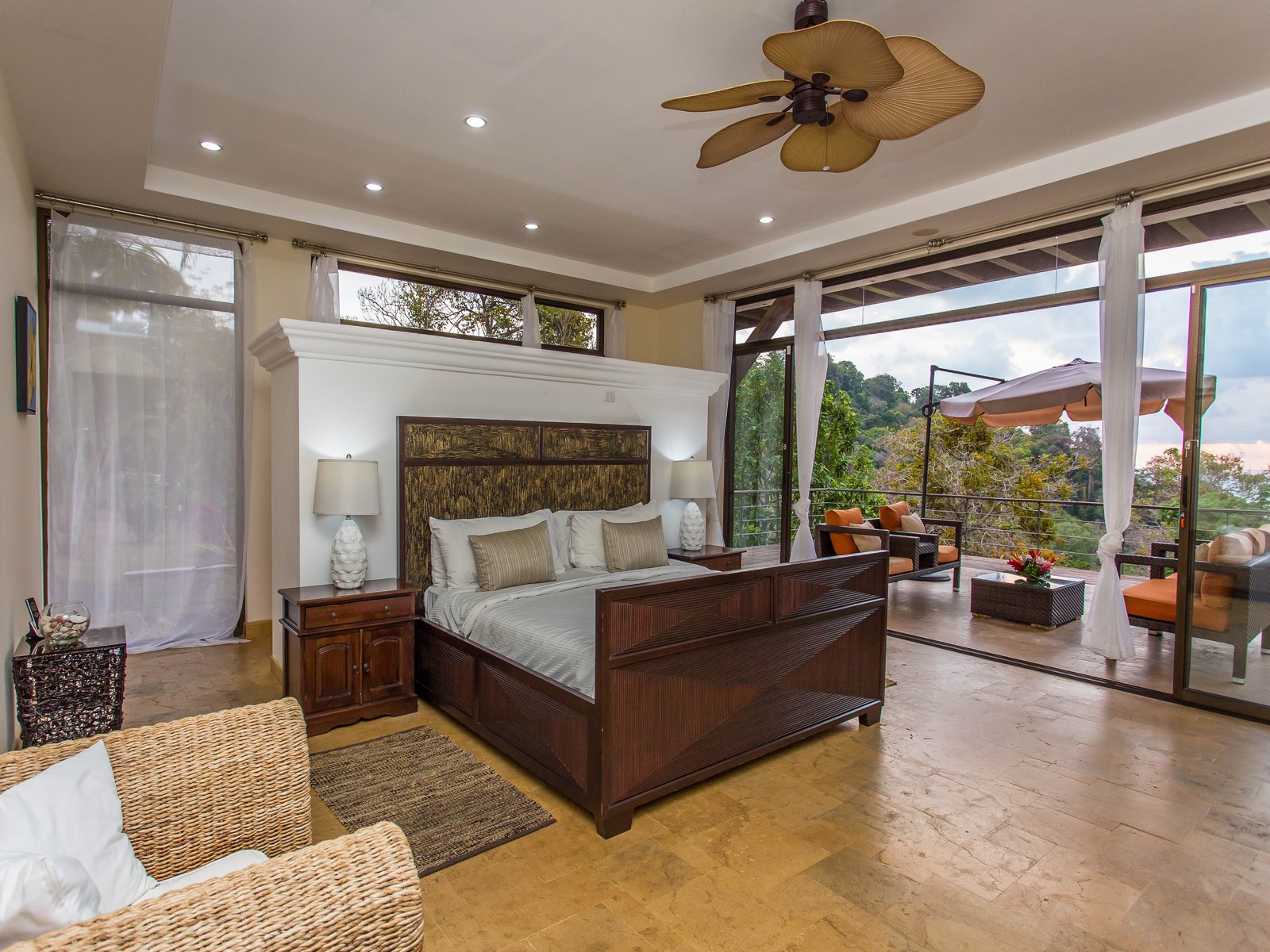 5 bed Single Family Homes For Sale in Manuel Antonio, Puntarenas - thumb 17