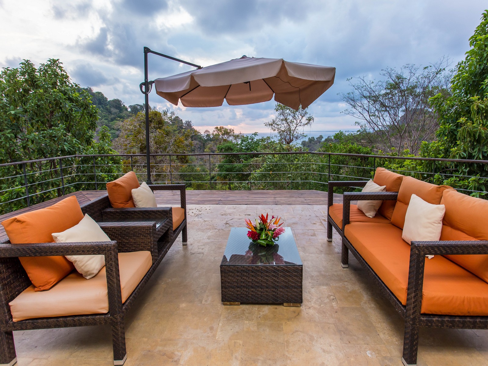 5 bed Single Family Homes For Sale in Manuel Antonio, Puntarenas - thumb 11
