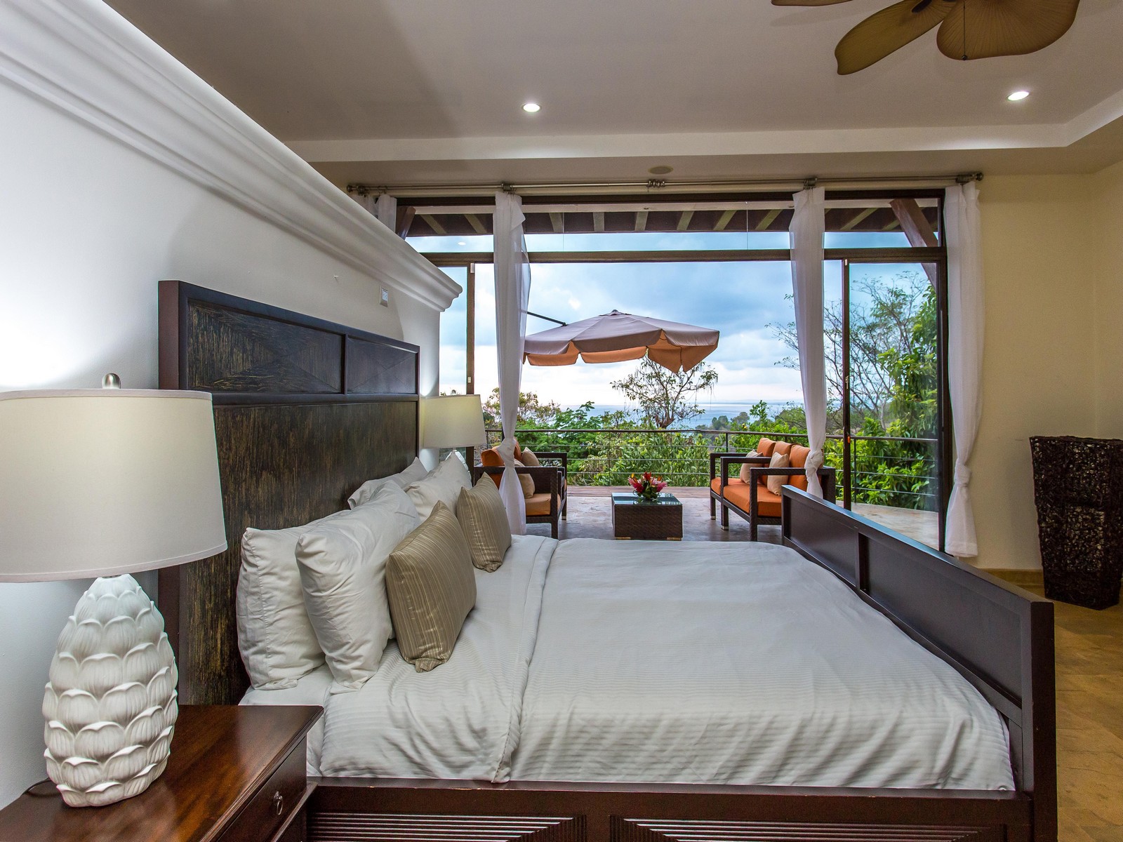 5 bed Single Family Homes For Sale in Manuel Antonio, Puntarenas - thumb 24