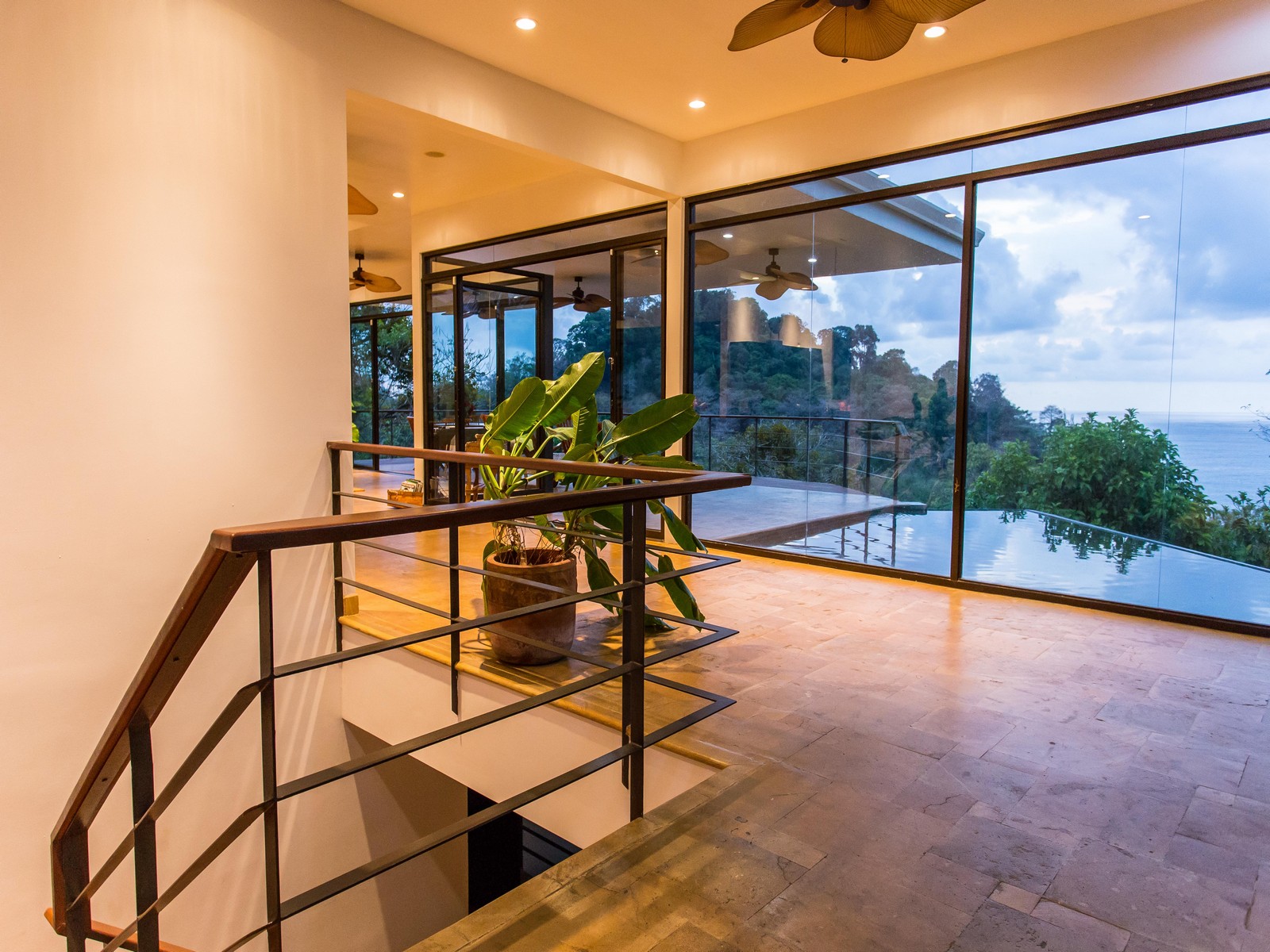 5 bed Single Family Homes For Sale in Manuel Antonio, Puntarenas - thumb 7