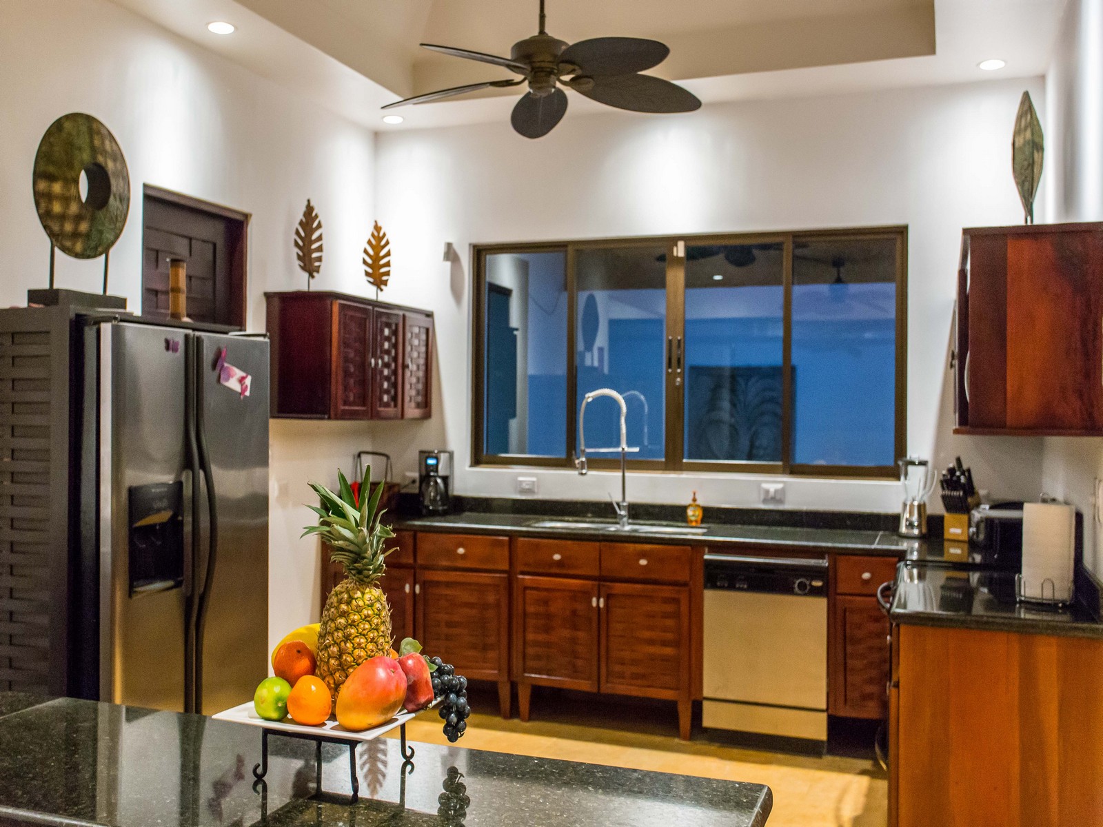 5 bed Single Family Homes For Sale in Manuel Antonio, Puntarenas - thumb 23
