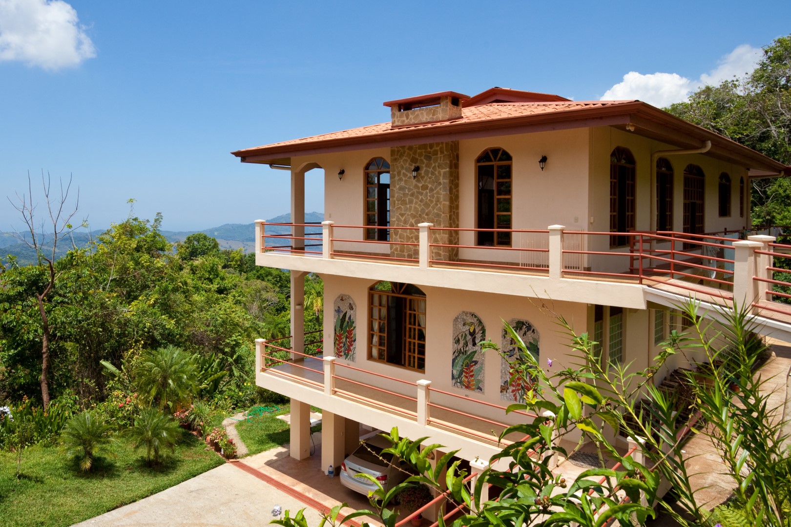 4 bed Single Family Homes For Sale in Dominical, Puntarenas - thumb 3