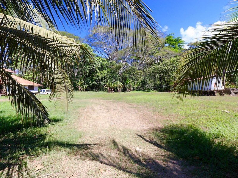 Dominical Beach Front Concession Property Heart of Dominical Town ID