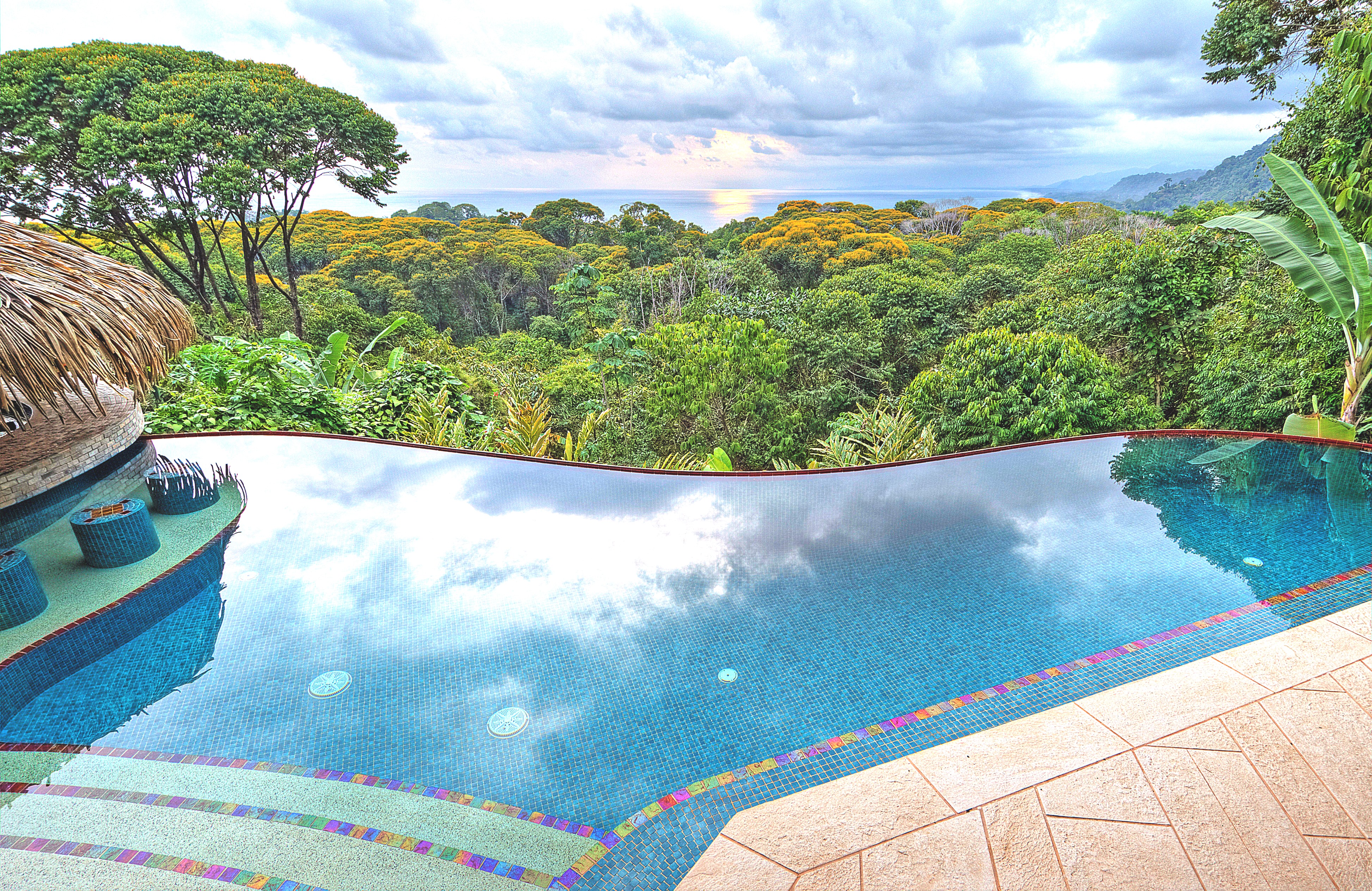 7 bed Single Family Homes For Sale in Dominical, Puntarenas - thumb 7