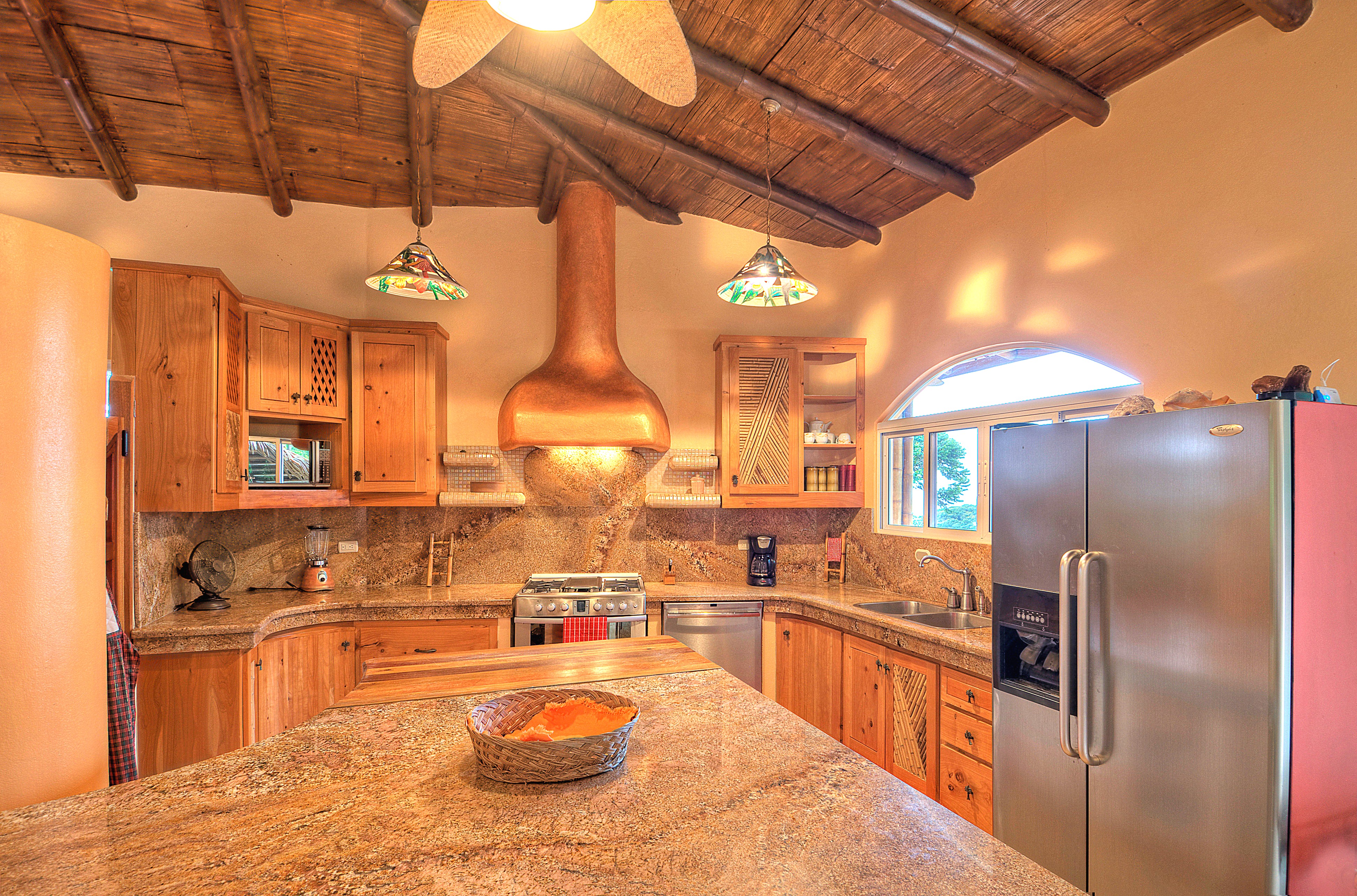 7 bed Single Family Homes For Sale in Dominical, Puntarenas - thumb 15