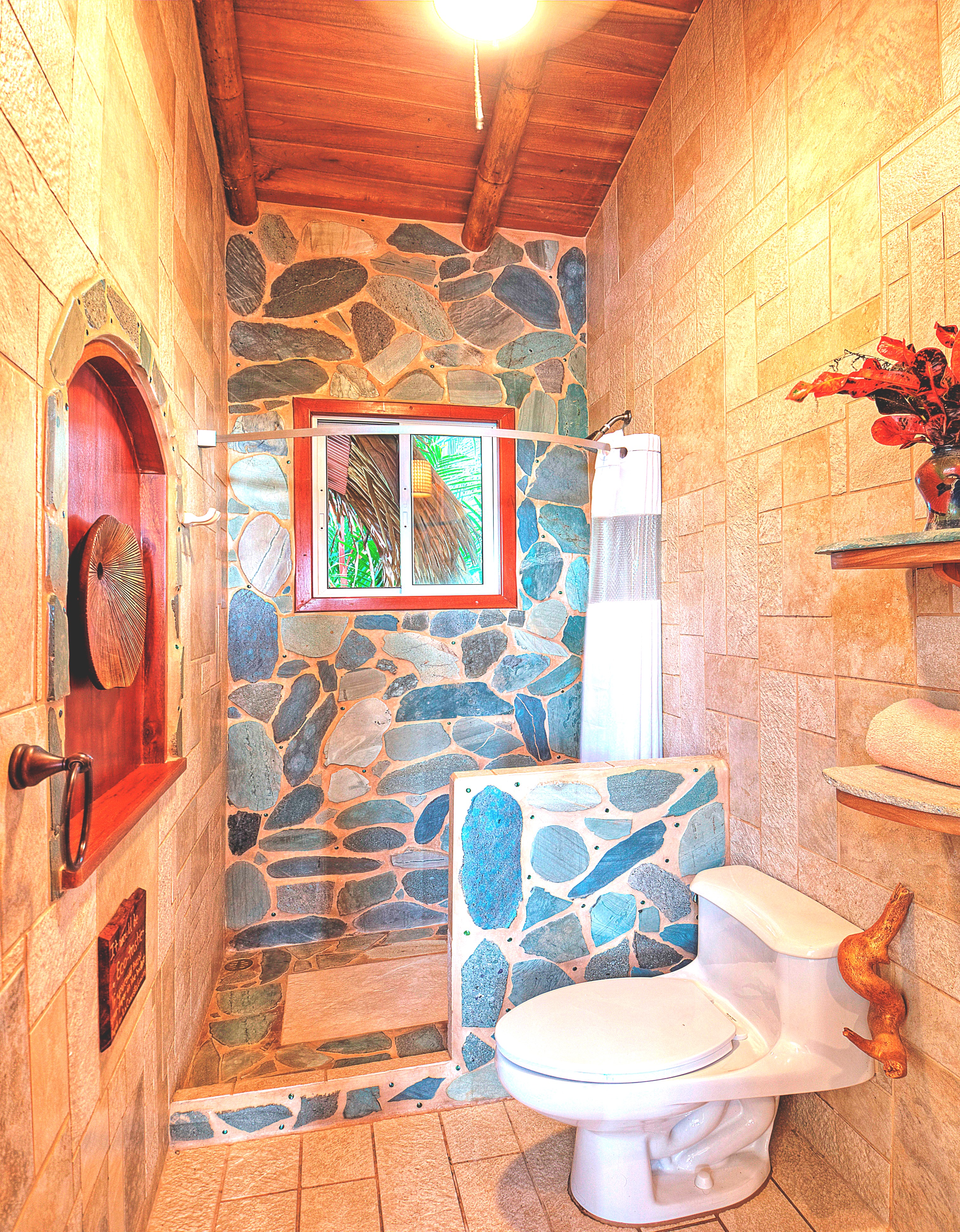7 bed Single Family Homes For Sale in Dominical, Puntarenas - thumb 21