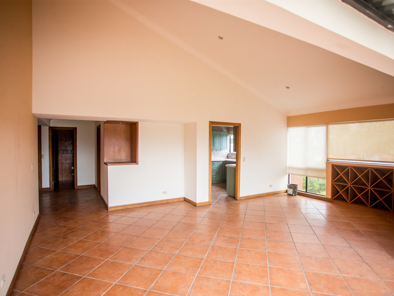 4 Bed House for Sale in Escazu, San Jose CBDR06615
