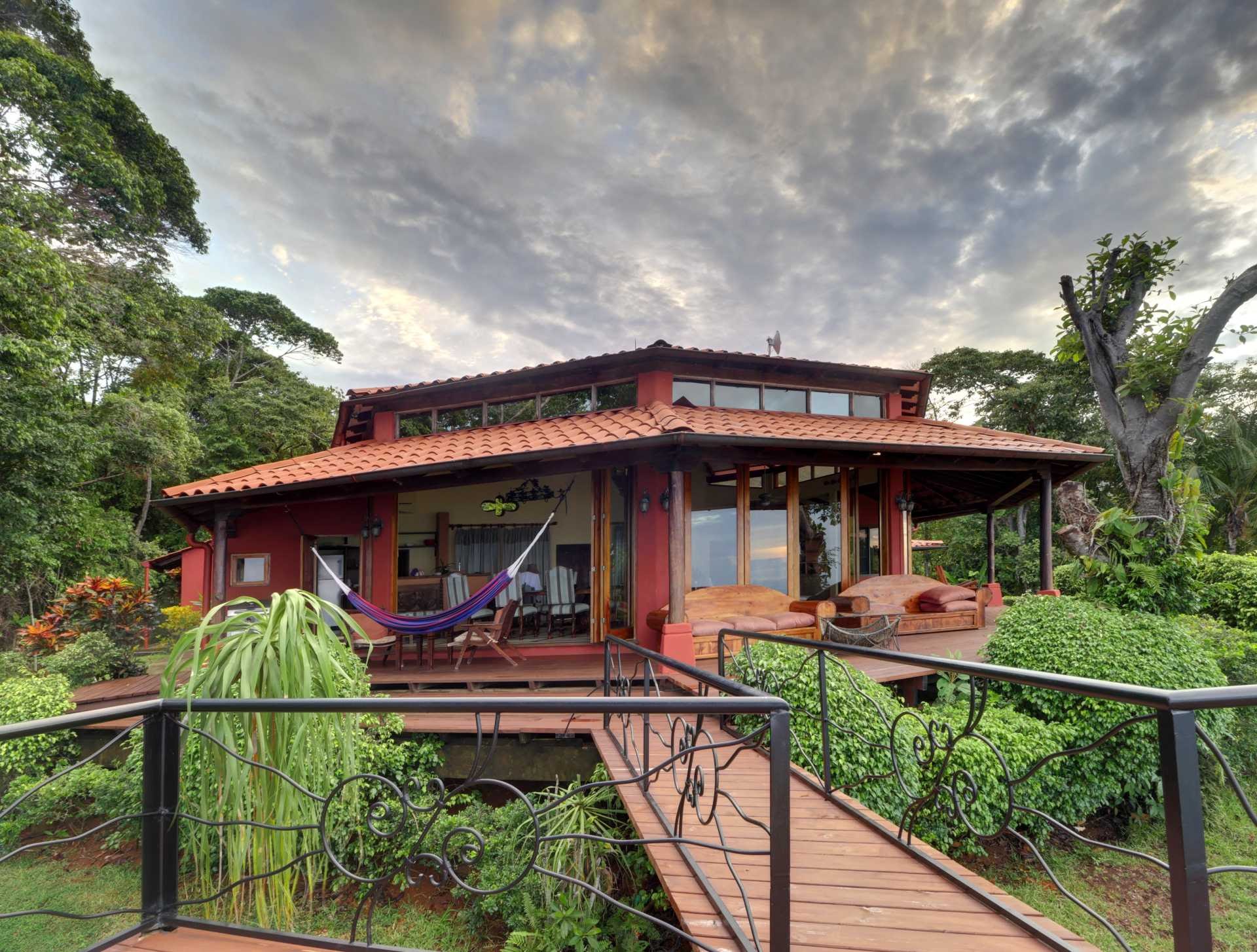 4 bed Single Family Homes For Sale in Dominical, Puntarenas - thumb 22