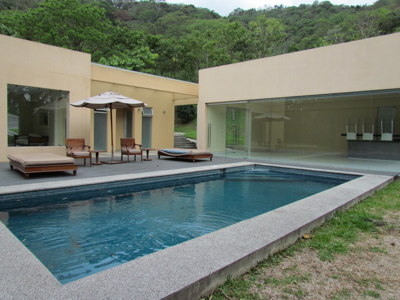 4 bed Apartment For Sale in Jaboncillo, San Jose - 1