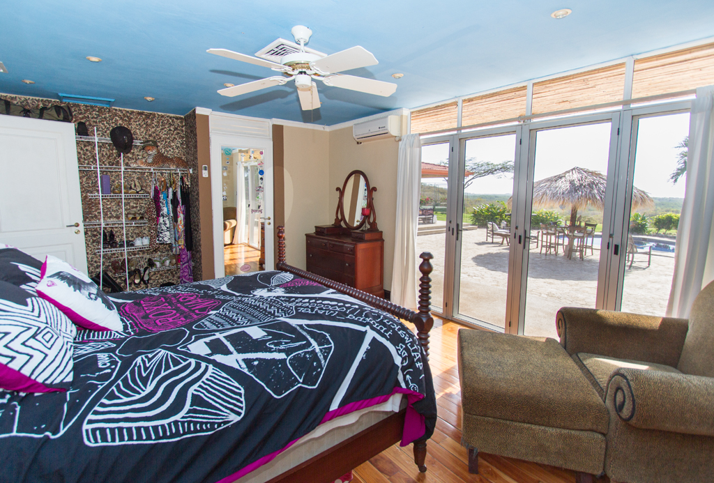 4 bed Single Family Homes For Sale in Playa Grande, Guanacaste - thumb 16