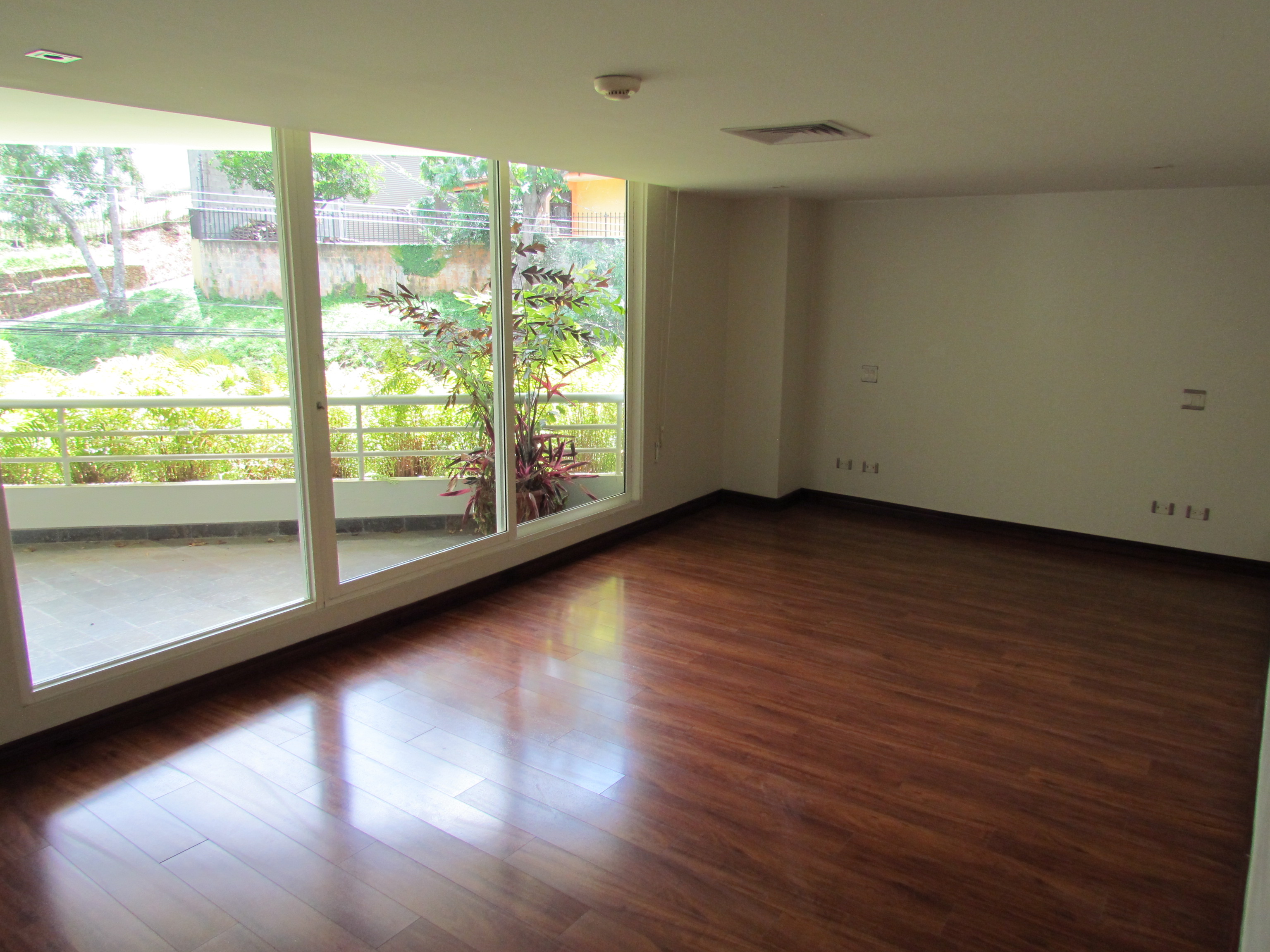 4 bed Apartment For Sale in Jaboncillo, San Jose - thumb 9