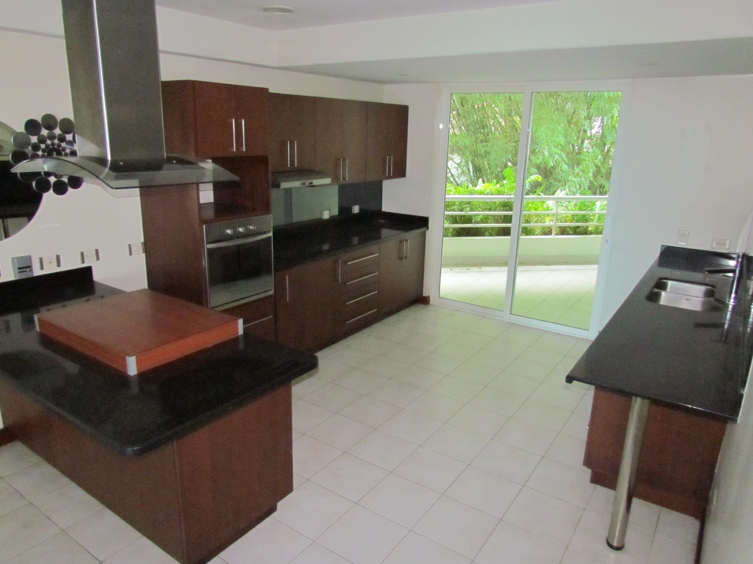 4 bed Apartment For Sale in Jaboncillo, San Jose - thumb 3