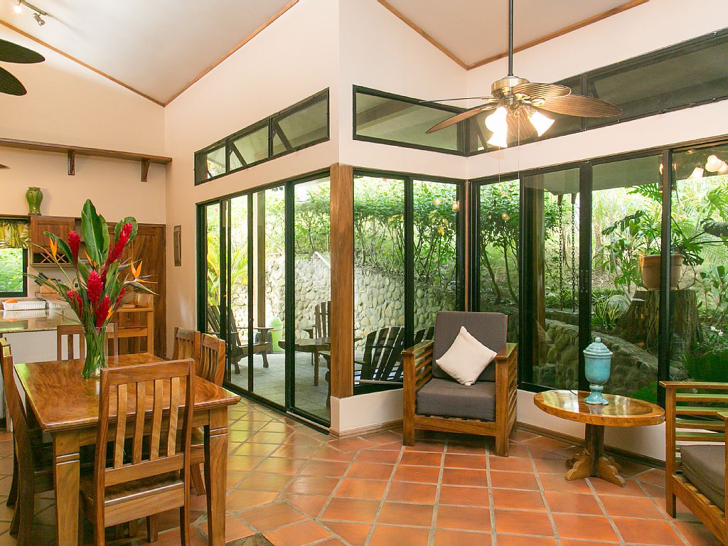 5 bed Single Family Homes For Sale in Manuel Antonio, Puntarenas - thumb 7