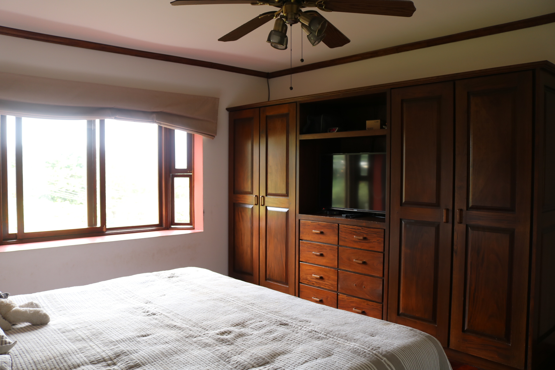 3 bed Condo For Sale in Escazu, San Jose - thumb 14