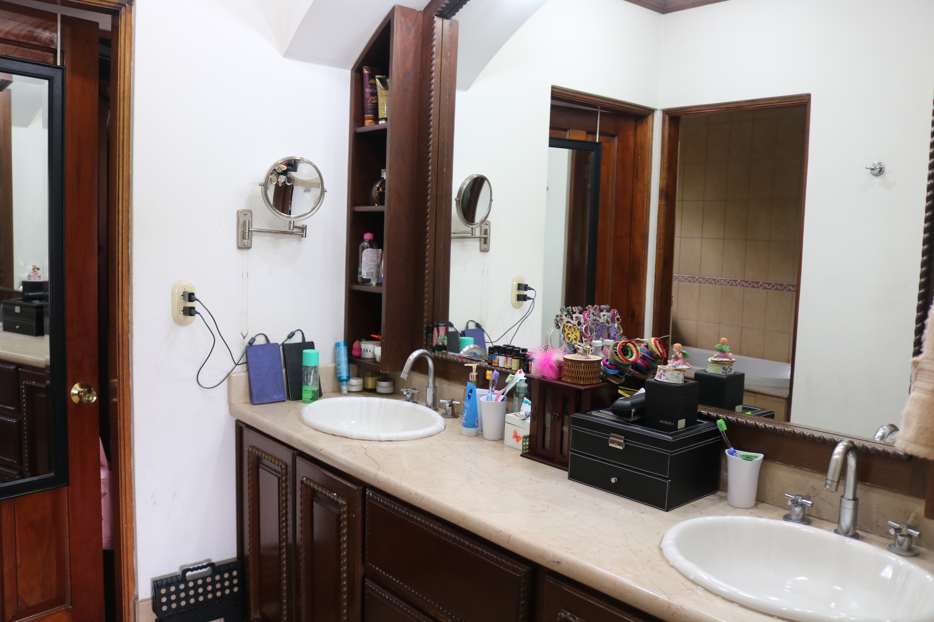 3 bed Condo For Sale in Escazu, San Jose - thumb 15